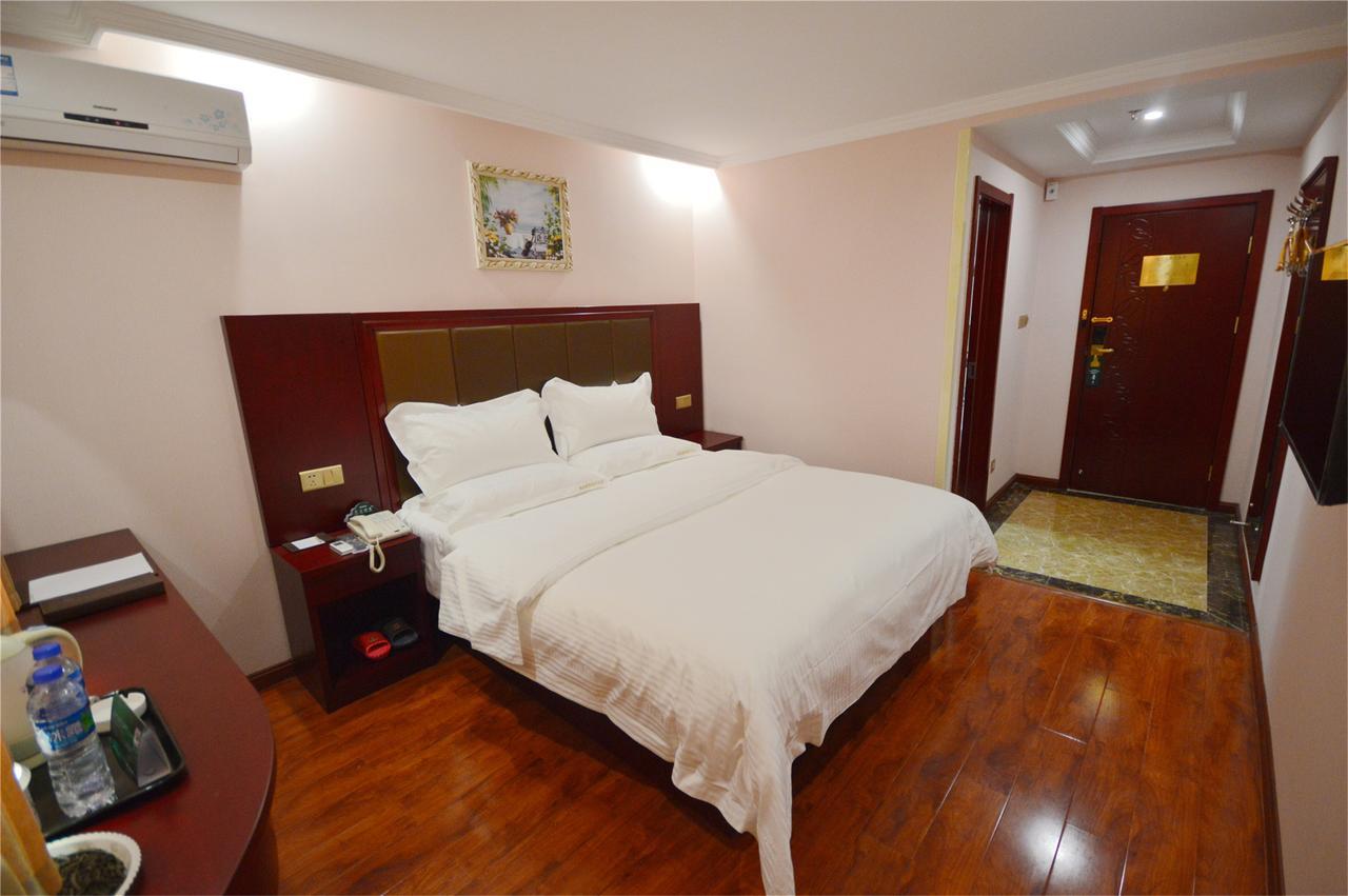 Greentree Inn Beihang Commercial Street Express Hotel Шънян Екстериор снимка