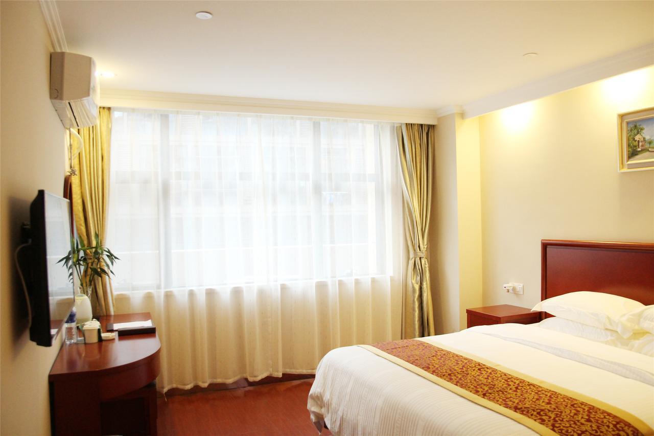 Greentree Inn Beihang Commercial Street Express Hotel Шънян Екстериор снимка