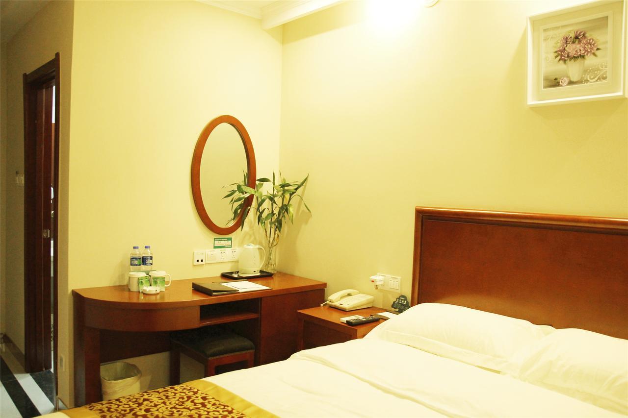 Greentree Inn Beihang Commercial Street Express Hotel Шънян Екстериор снимка