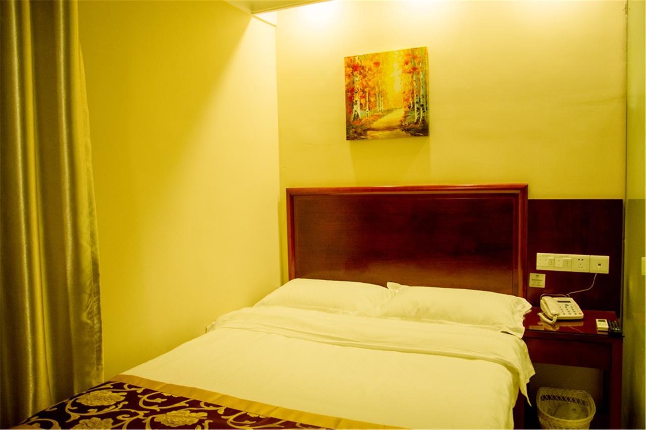Greentree Inn Beihang Commercial Street Express Hotel Шънян Екстериор снимка